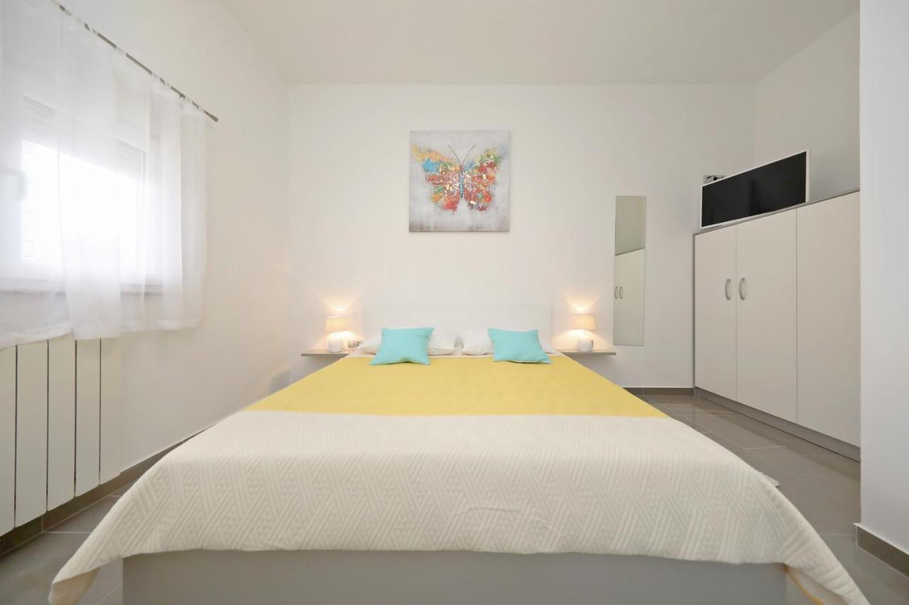Apartmani Rudi 维尔 外观 照片