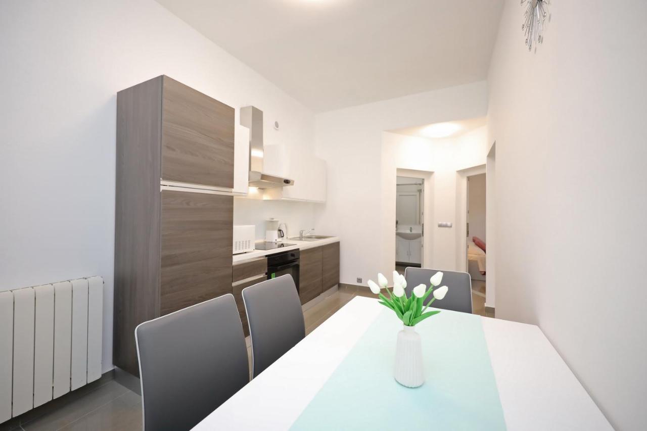 Apartmani Rudi 维尔 外观 照片
